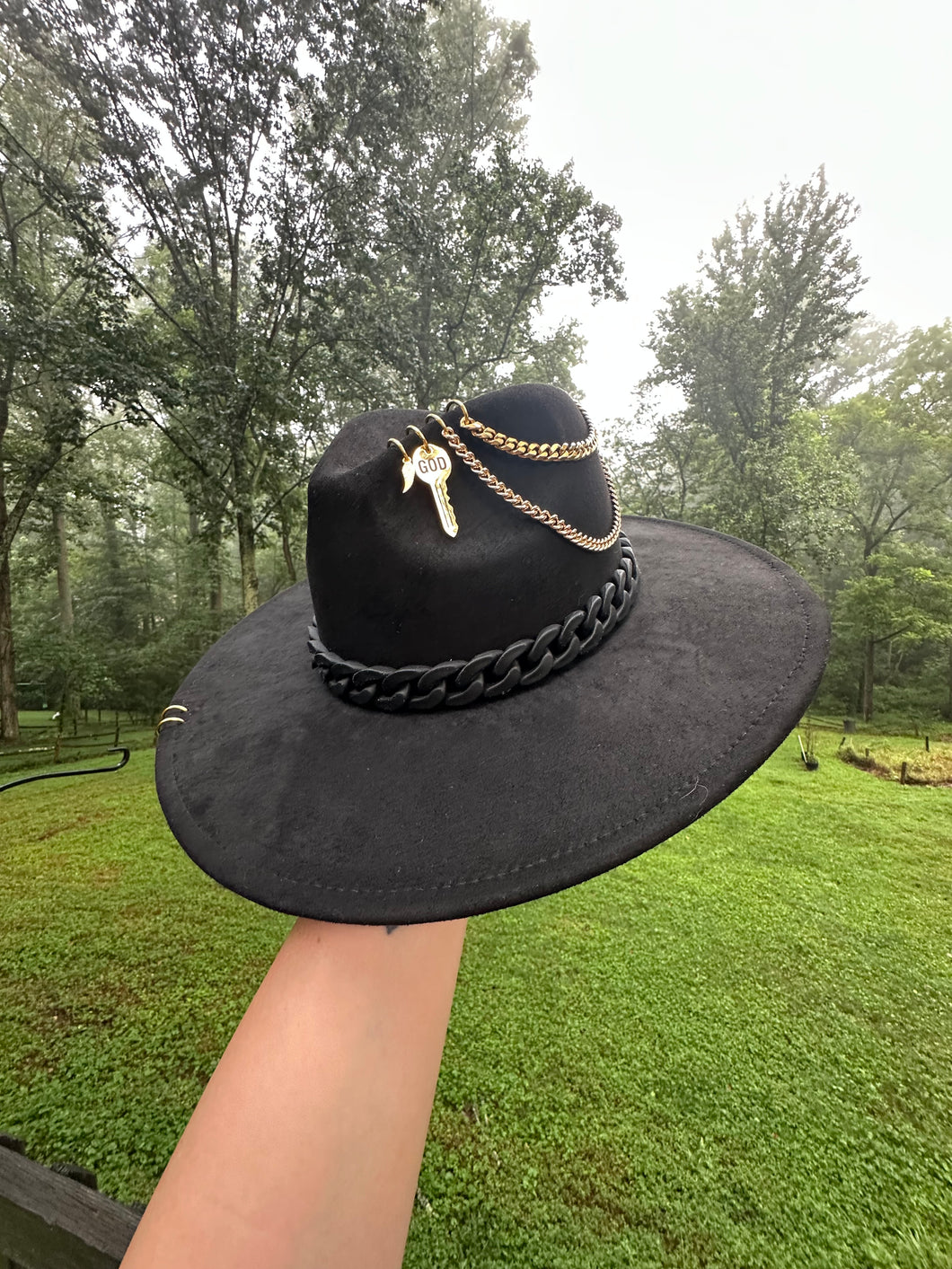 Custom Wide Brimmed Hat • Black