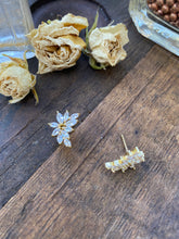 Load image into Gallery viewer, Charlotte Mini Cluster Studs • Gold