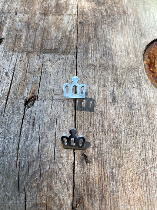 Crowned Studs • Silver