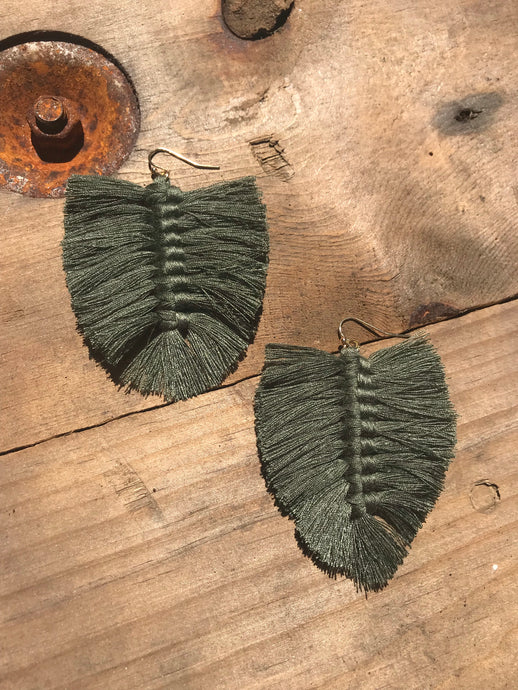 Macrame Leaf Earrings • Sage