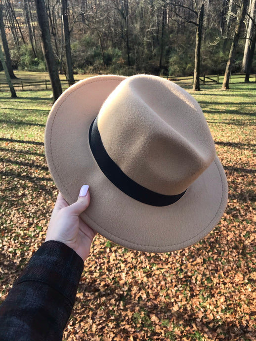 Claire Wide Brimmed Hat • Sand