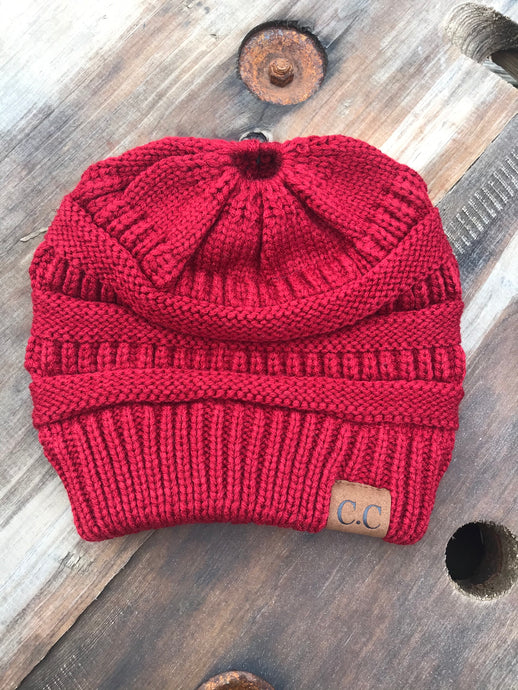 Top Knot Beanie • Red