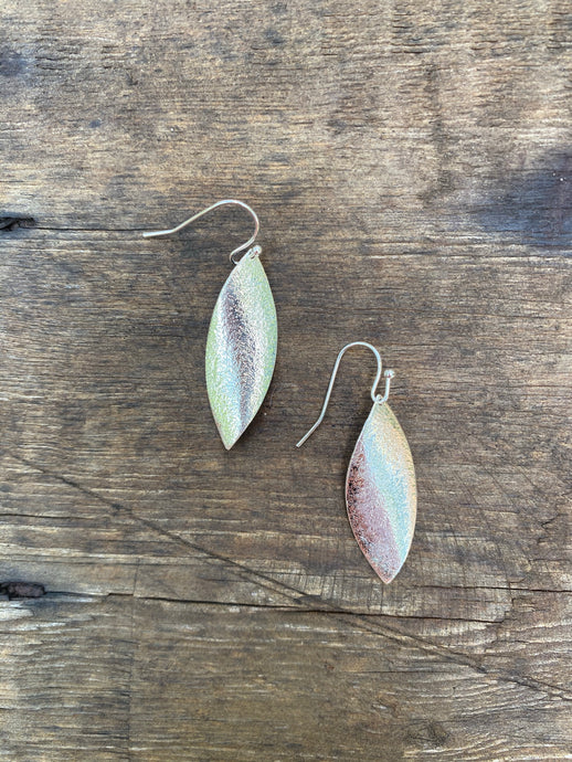 Flickering Light Earrings • Silver