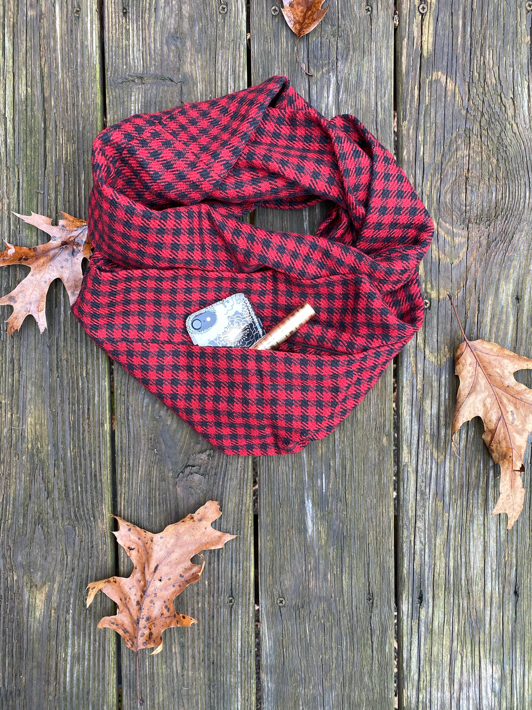 Checkered Infinity Pocket Scarf • Flannel